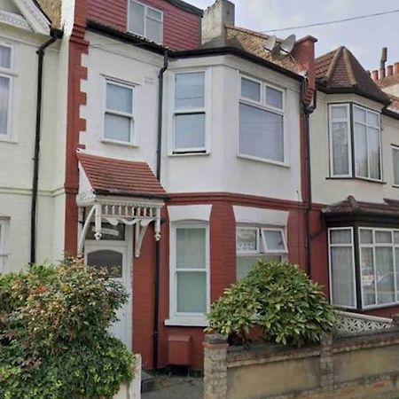 Private Guest Rooms In Tooting London Exterior foto